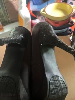 Vintage, G 21 satin finish, glitter heels 2-3inches closed toe size 9